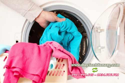 Hướng dẫn giặt đồ mỏng bằng máy giặt [Điện máy EEW]
