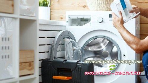 Dịch vụ giặt quần áo cho người đi du lịch | maylanhdanang.com
