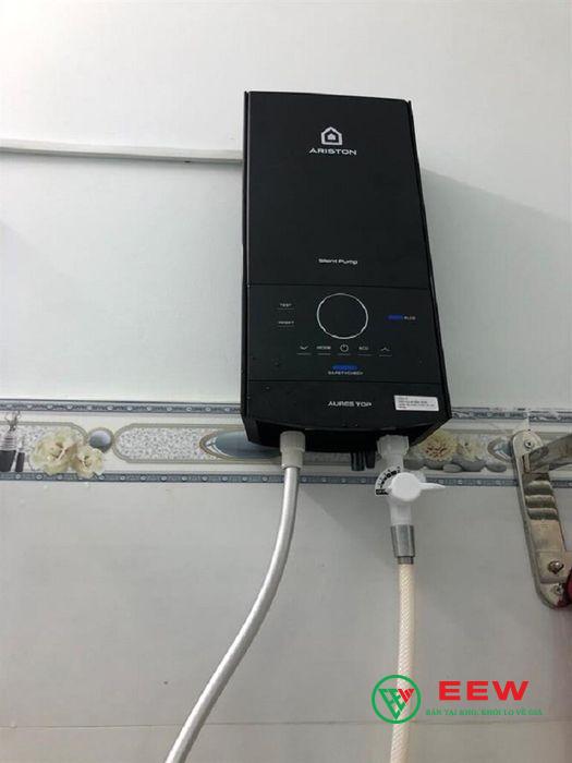 Máy nước nóng Ariston AURES TOP 4.5P - công suất mạnh mẽ, nước nóng tức thì