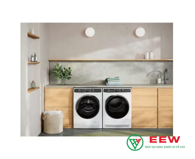 Máy Sấy Bơm Nhiệt 8 kg Electrolux - thiết kế sang trọng, vận hành êm ái Máy Sấy Bơm Nhiệt 8 kg Electrolux - thiết kế sang trọng, vận hành êm ái
