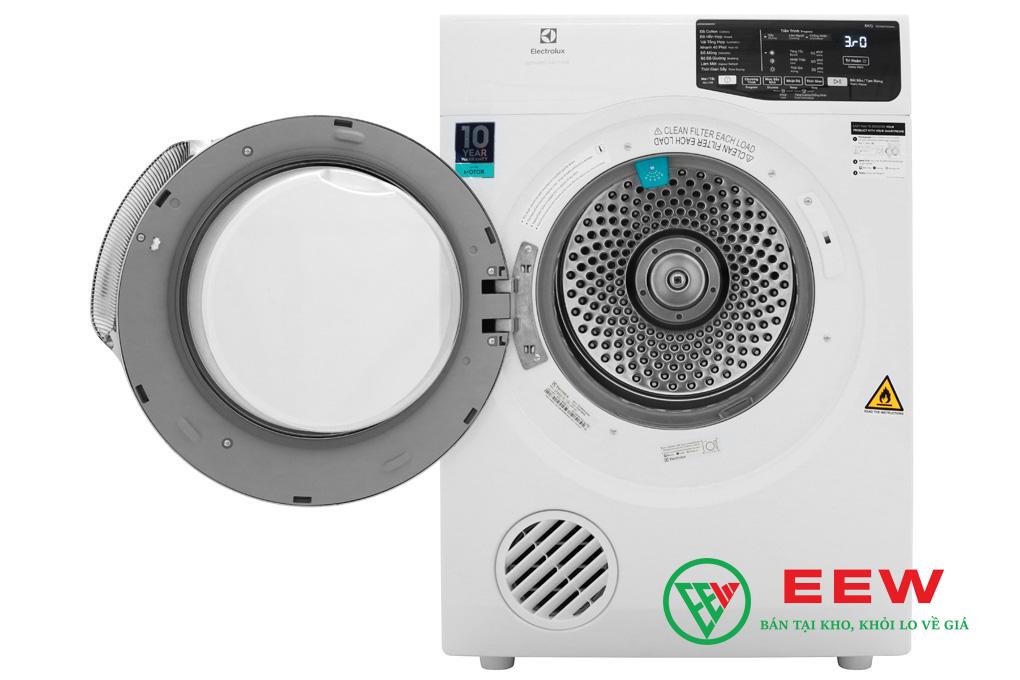 Máy sấy Electrolux 8Kg màu trắng EDS805KQWA - vận hành êm ái, hiệu suất vượt trội Máy sấy Electrolux 8Kg màu trắng EDS805KQWA - vận hành êm ái, hiệu suất vượt trội