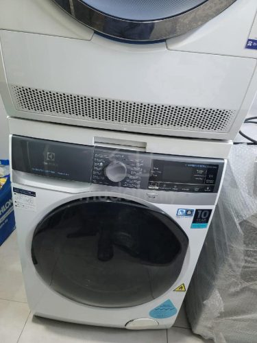 Máy giặt sấy Electrolux 11/7Kg EWW1141AEWA