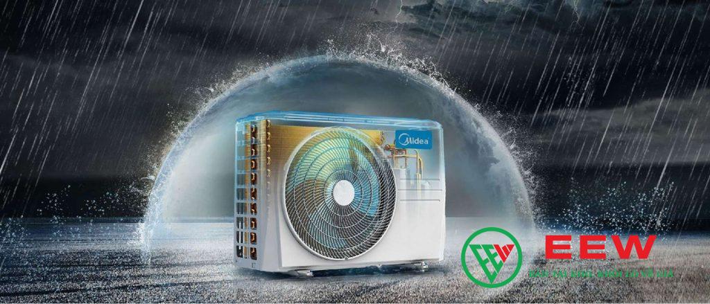 Điều hòa tủ đứng Midea MFS-28HR 28.000BTU: điều khiển từ xa tiện lợi, dễ dàng sử dụng