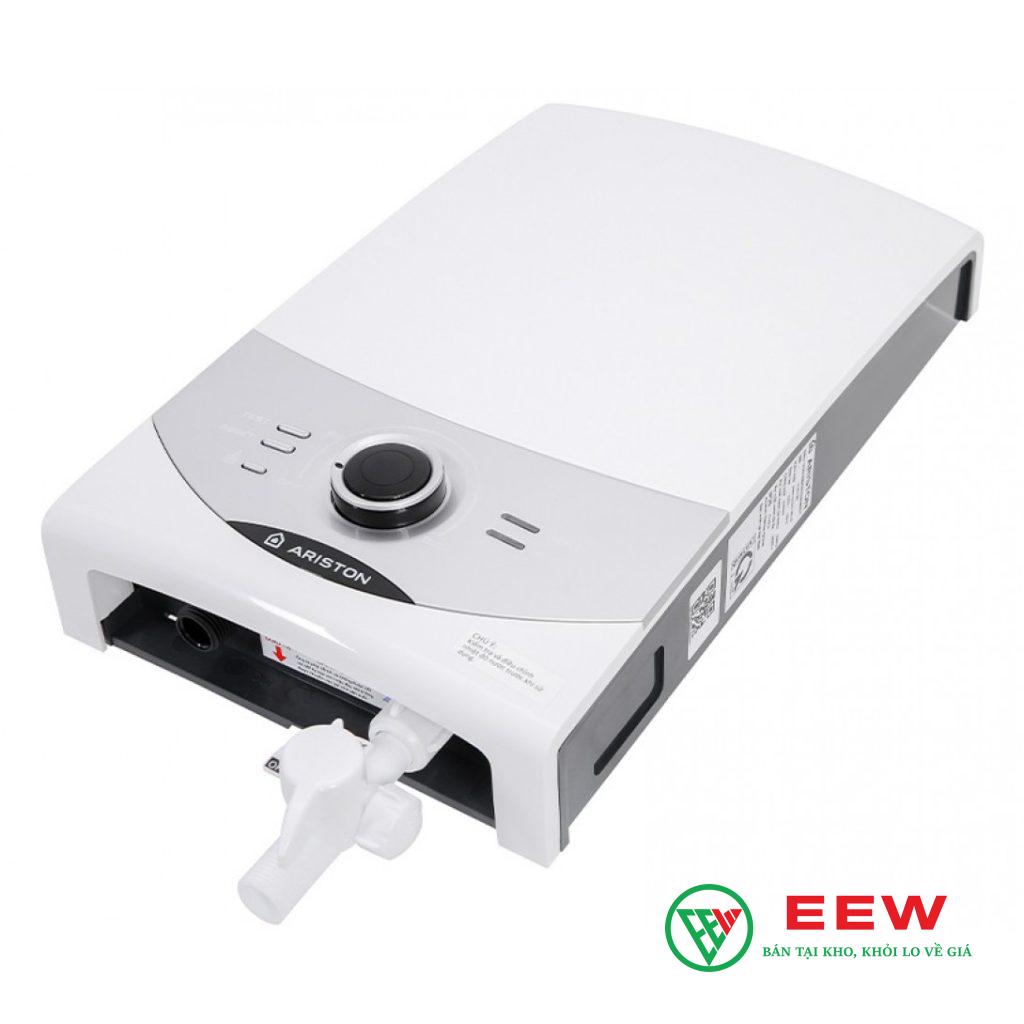 Máy nước nóng Ariston 4500W SM45PE SBS – thiết kế nhỏ gọn, lắp đặt dễ dàng trong mọi không gian Máy nước nóng Ariston 4500W SM45PE SBS – thiết kế nhỏ gọn, lắp đặt dễ dàng trong mọi không gian