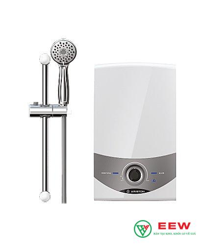 Máy nước nóng Ariston SM45E-VN: Dung tích 45L, đáp ứng nhu cầu tắm gội hàng ngày